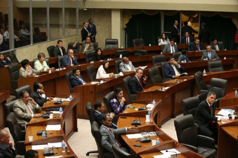 Sesiones extraordinarias, en el limbo