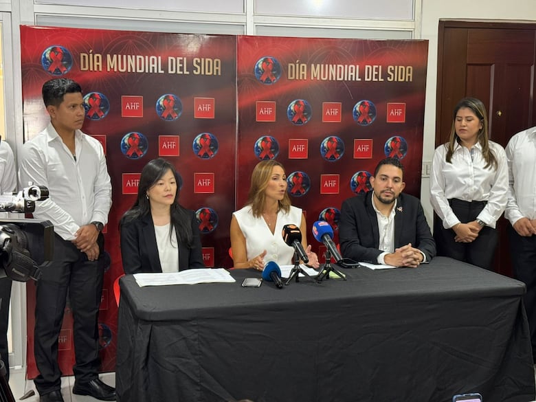 Panamá inaugura su primer centro gratuito de pruebas para la detección de ITS