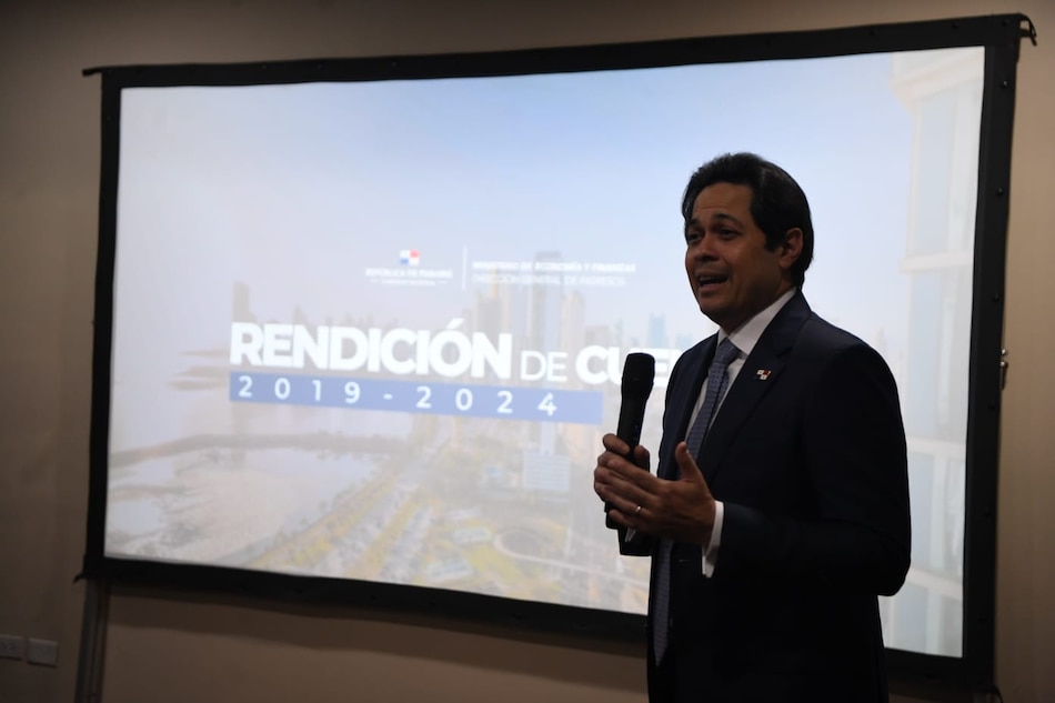 $106 mil en incentivos: el controvertido beneficio que recibió Publio De Gracia, exdirector de la DGI