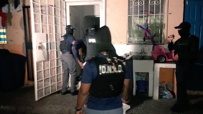 Once detenidos en redada en Río Abajo: esto fue lo que hallaron las autoridades