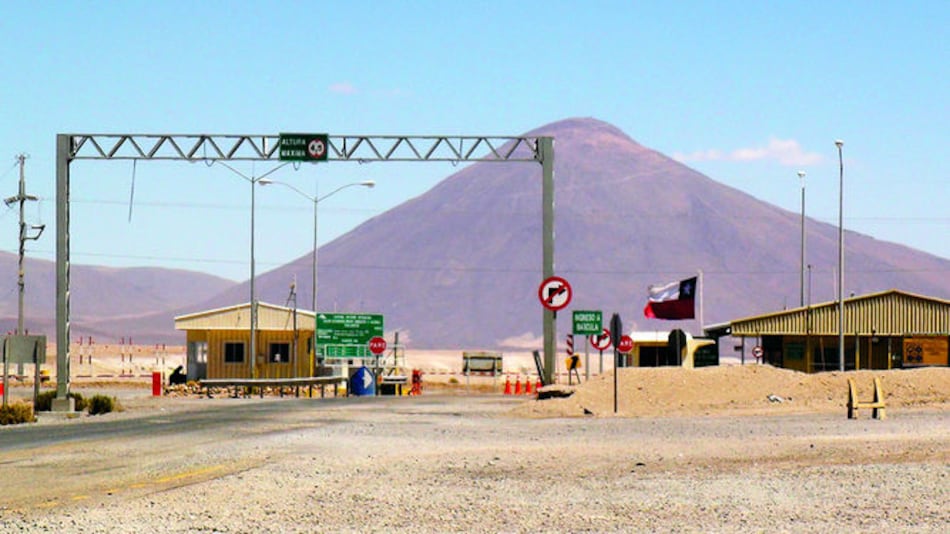 Despidos y baja producción en minera