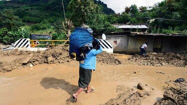 Tormenta tropical Javier se degrada a depresión frente a costas mexicanas