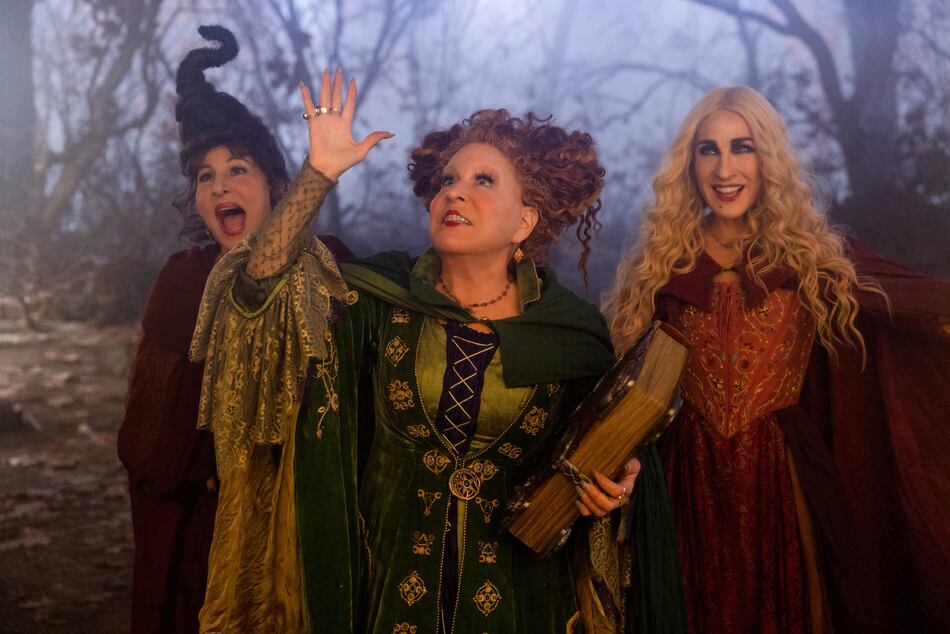 ‘Hocus Pocus 2’: humor y nostalgia en el regreso de las brujas de Salem