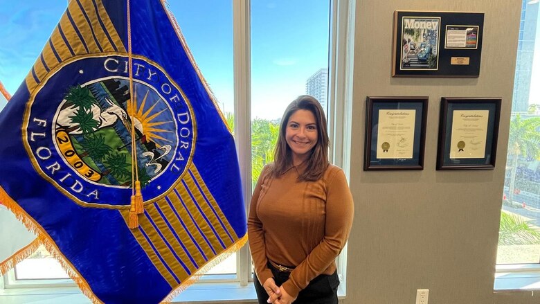 Doral, la ciudad más venezolana de Estados Unidos que apoyó a Trump y ahora sufre el impacto de sus políticas migratorias