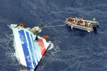 Airbus y Air France serán juzgados en París por accidente de vuelo Río-París en 2009