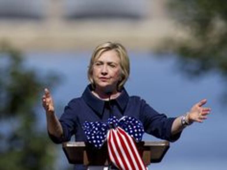 Hillary Clinton sobre los correos electrónicos: 'Fue un error'