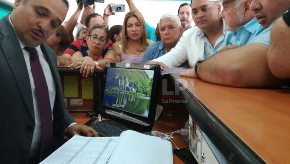 Leales a Martinelli ya no insistirán en el cambio de directiva en CD y anuncian la creación de ‘partido martinellista’