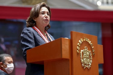 Presidenta de Corte Suprema pide a Castillo convocar a los poderes del Estado