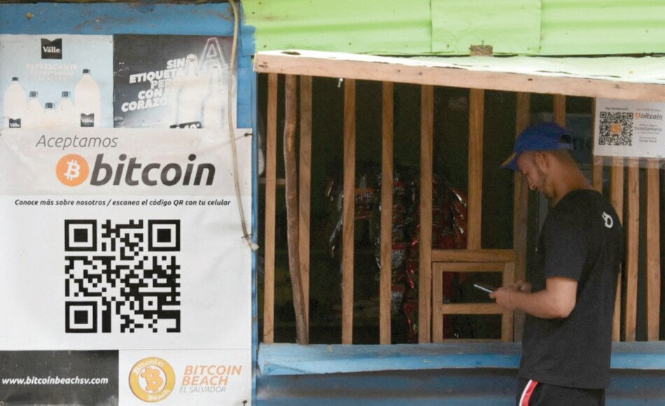 Bitcóin divide a salvadoreños entre la oportunidad y el temor