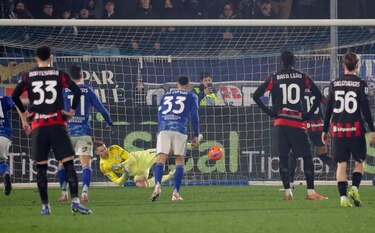 Milan sobrevive en Como con Maignan y Rabiot decisivos