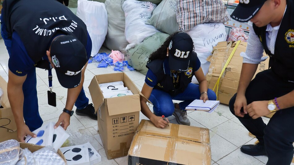 Decomisan mercancía presuntamente falsificada en Santa Ana, valorada en $500 mil