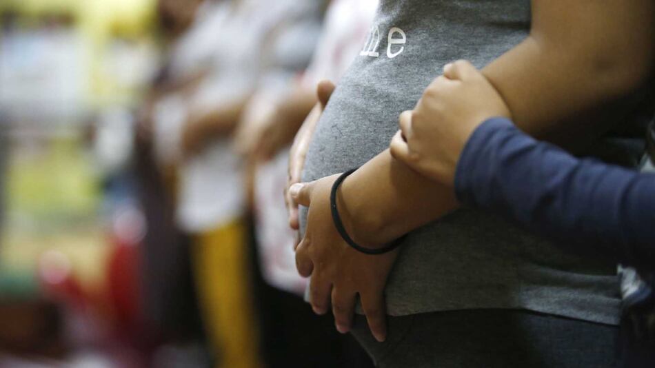Embarazo adolescente en Panamá: un fenómeno asociado a uniones tempranas y desigualdad