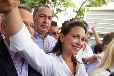 Machado llega a Brasil para 'denunciar como diputada' la situación venezolana