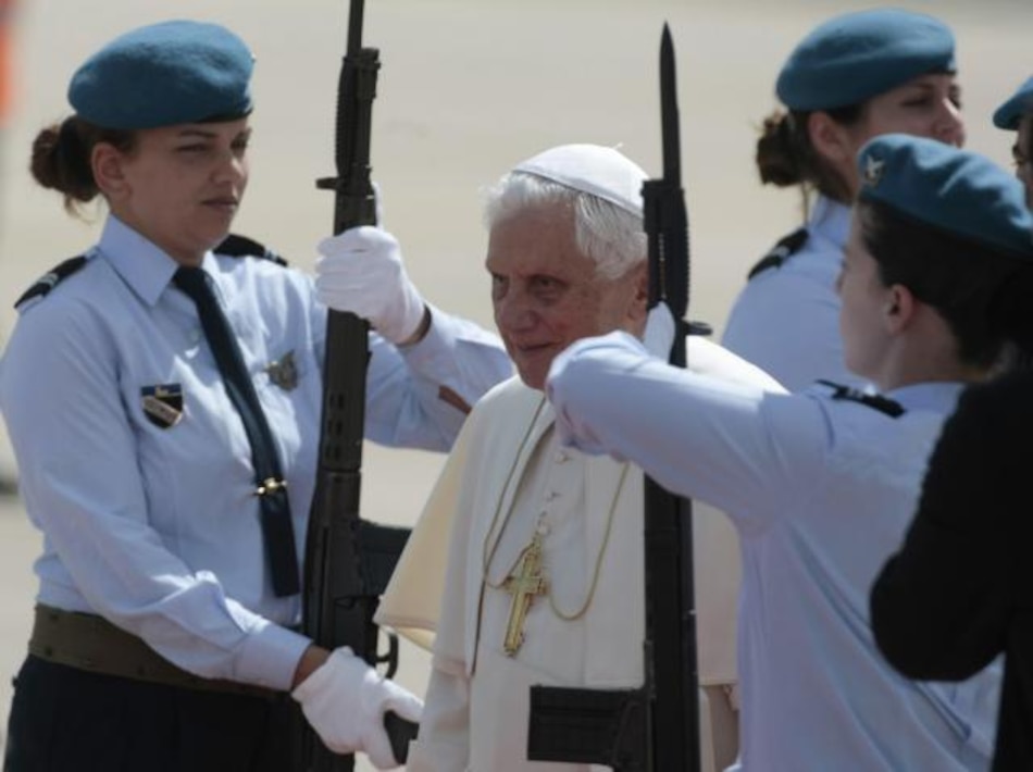 Víctimas cuestionan inmunidad legal del papa