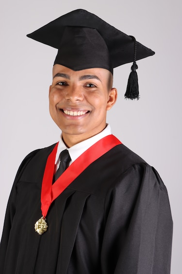 La Universidad de Panamá presenta a los graduados de su Facultad de Derecho y Ciencias Políticas