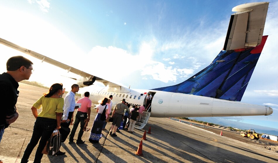 Vuelos diarios a Pedasí y Contadora