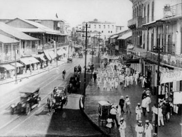 La Avenida Central