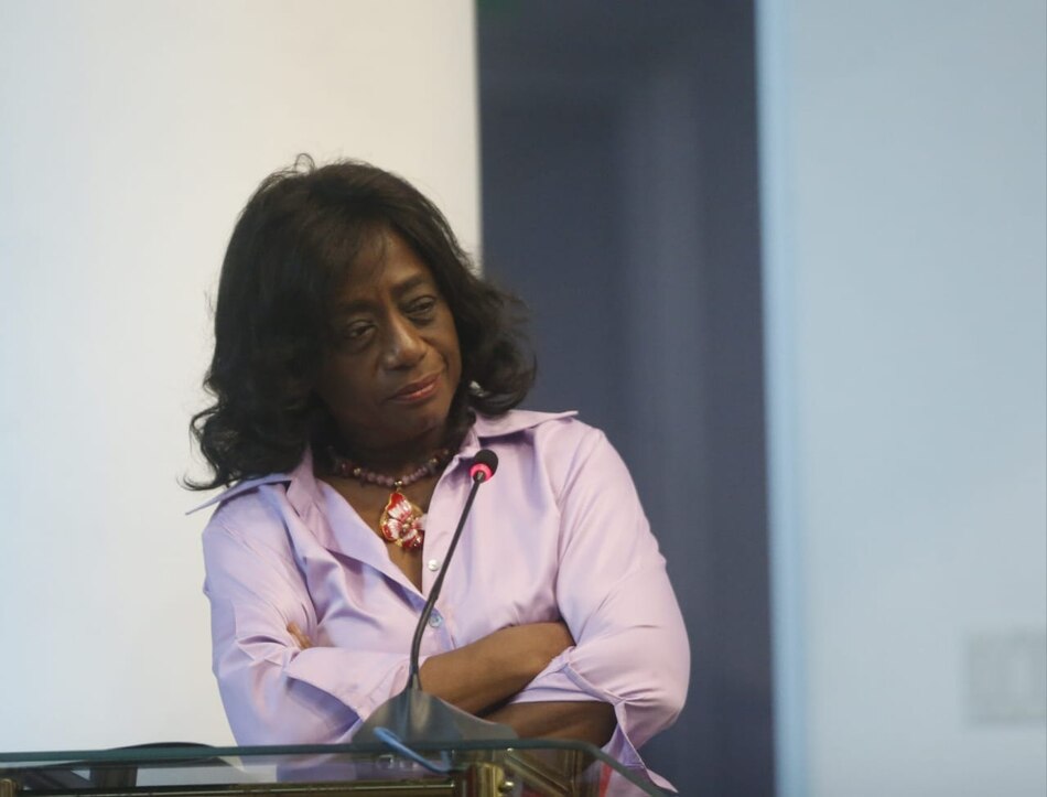 Molinar responde ante la Comisión de Presupuesto, mientras solicita traslado por $106.9 millones