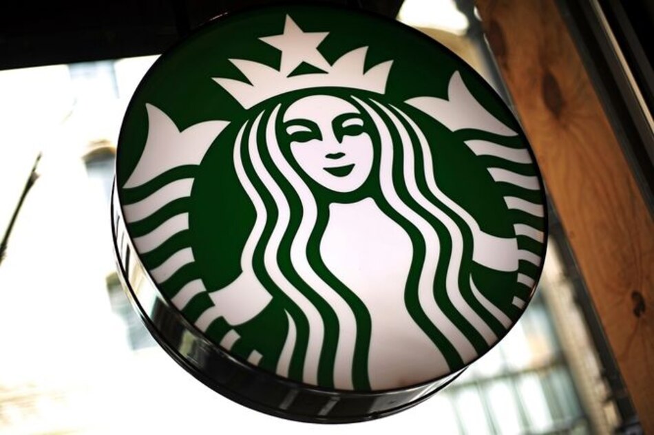 Starbucks cederá derechos en cuatro países europeos