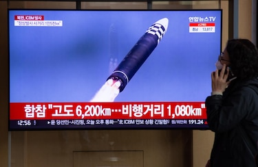 Corea del Norte lanza un misil desde un submarino