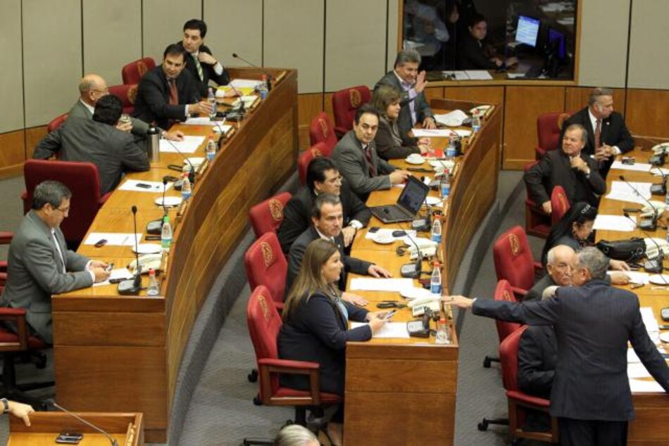 Abogados de Lugo comienzan su defensa en el Senado