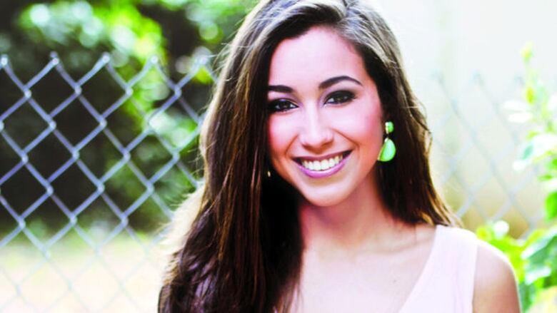 FESTIVAL DE DEBUTANTES 2015: Nicole Marie Weinert Vallarino