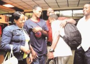 Irving Saladino arribó a Panamá