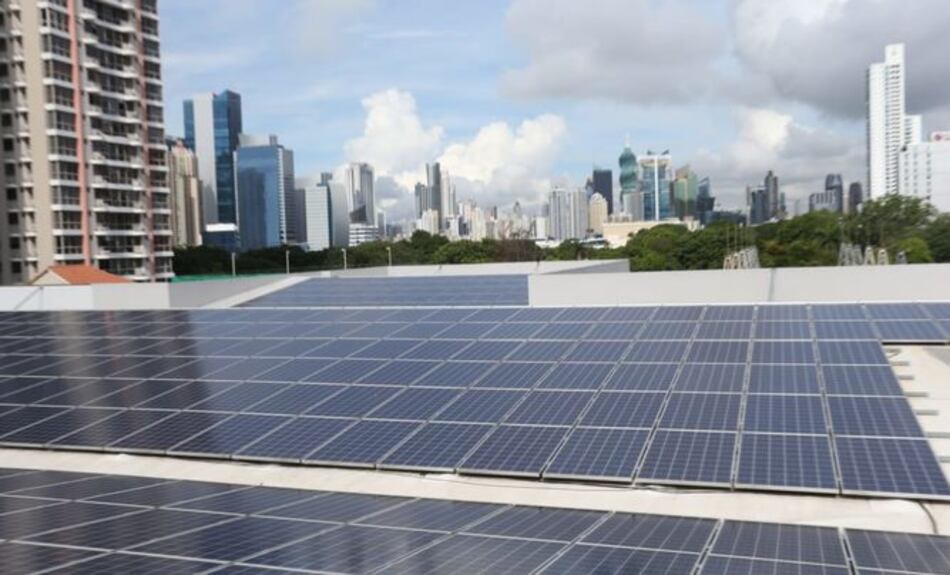 ASEP da un paso atrás con el ‘impuesto al sol’