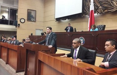 Pleno ratifica a Juan Felipe de La Iglesia como nuevo director del Idaan