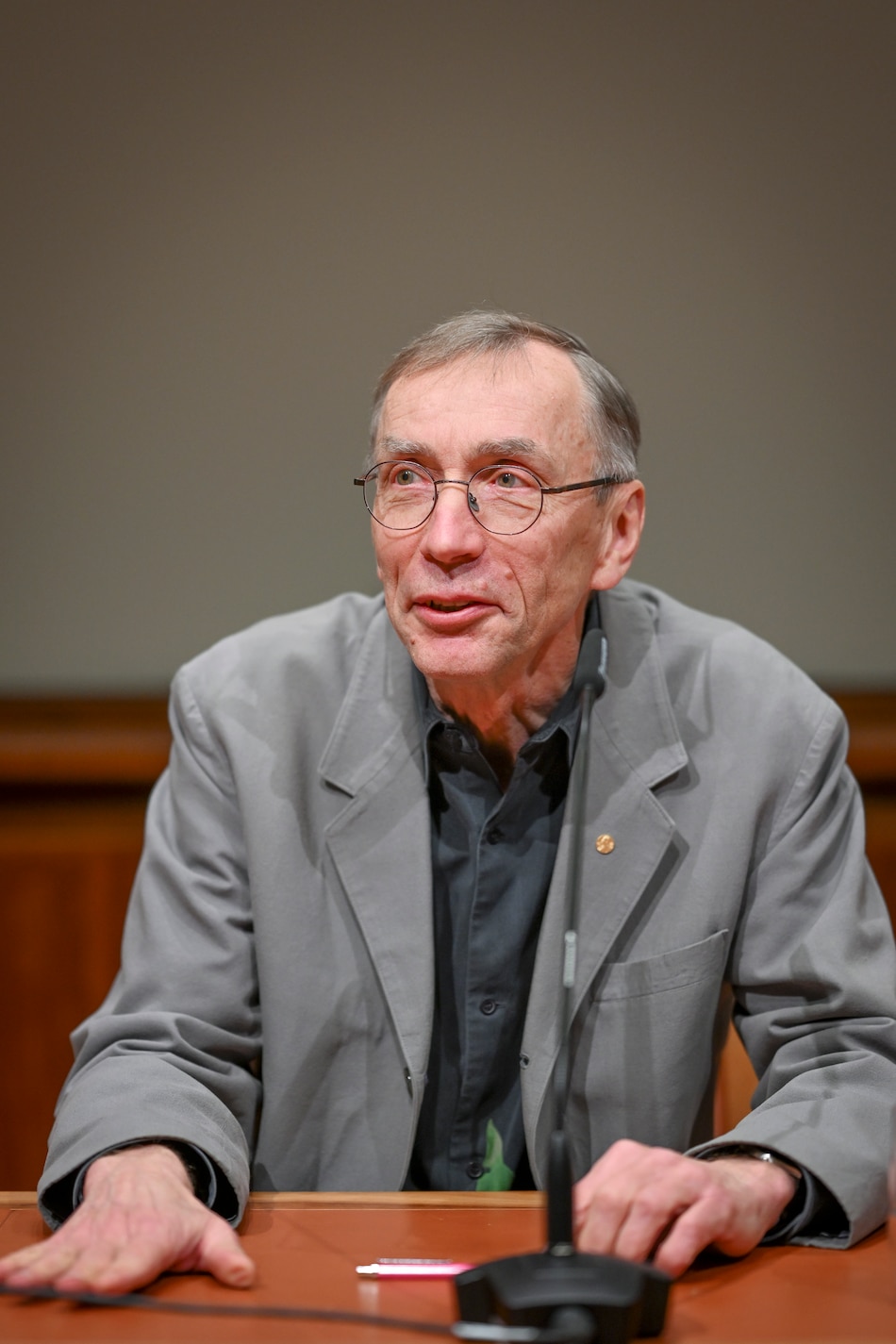 Svante Pääbo: De alguna manera, los neandertales siguen en nosotros