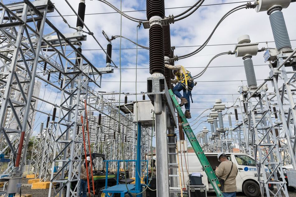Publican pliego para licitar energía renovable a largo plazo