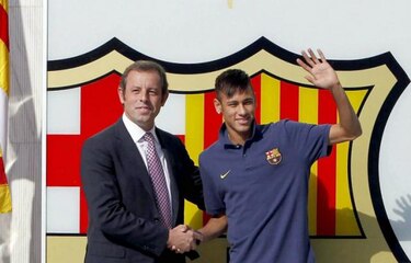 Juez pregunta a fiscalía si debe investigar a Rosell por el fichaje de Neymar