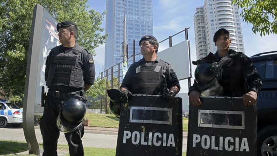 Detienen a 11 presuntos narcotraficantes en Uruguay