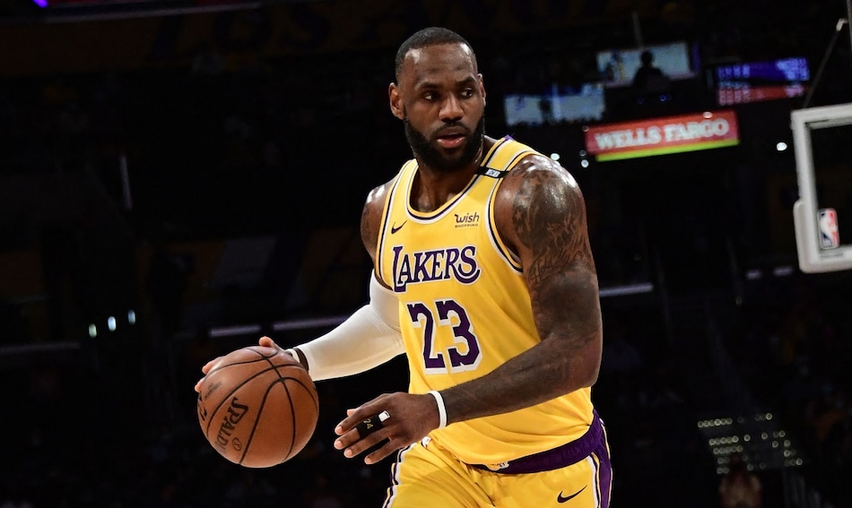 LeBron James descartado ante los Kings por protocolos de Covid-19
