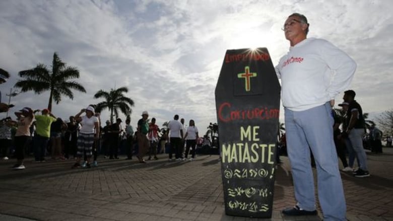 'La gente ya está hastiada de ver cómo nos roban de la manera absurda'
