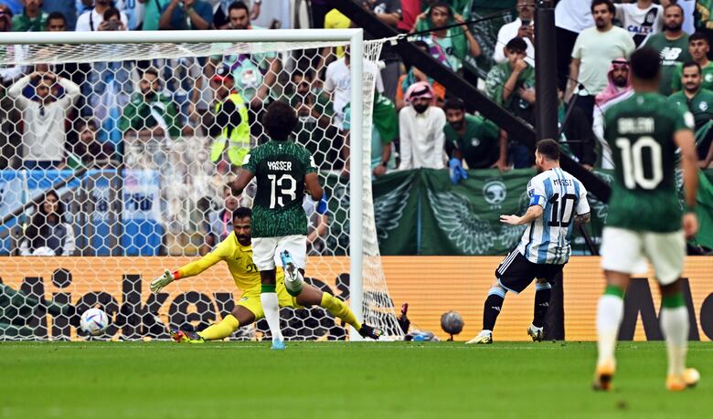 Argentina pierde en su debut: cae ante Arabia Saudita 2-1