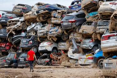 Suben a 215 las víctimas mortales por la dana en Valencia (España) y hay 17 desaparecidos