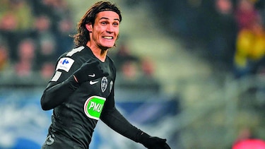 PSG no tendrá a Cavani hoy para su compromiso de liga