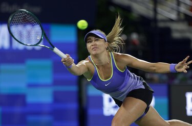 Paula Badosa avanza a segunda ronda tras vencer a Siniakova