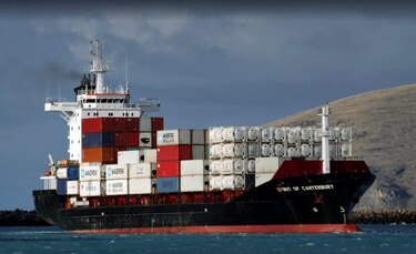 Vinculan menos emisiones de barcos al salto de calor del verano de 2023