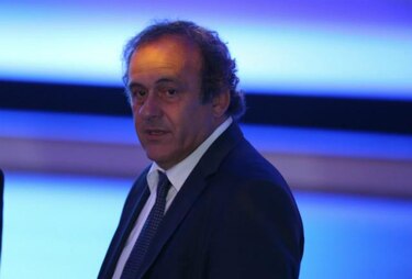 Platini no apoyará reelección de Blatter en FIFA