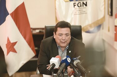Procurador Ulloa apuesta por cambios a leyes para evitar la intimidación de fiscales y jueces