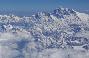 Montañistas indios y un guía nepalí mueren en el Everest