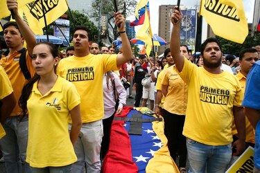 Oposición admite escasa asistencia en manifestación en Caracas