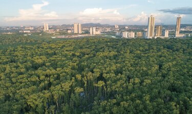 La lupa sobre riesgos sociales y ambientales