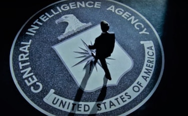 Acusan a exoficiales de la CIA y el FBI de vender secretos a China