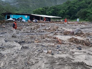 Una mujer muerta y 100 damnificados deja alud en selva de Perú