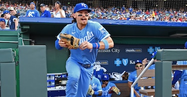 Los Reales de Kansas City le otorgan pacto récord al estelar torpedero Bobby Witt Jr.