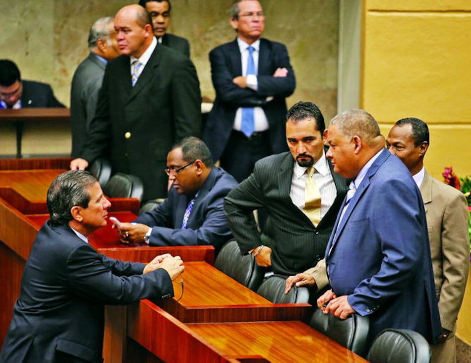 Política, pactos y traiciones