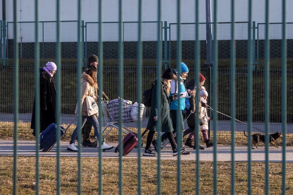 Diez millones de personas han huido de sus hogares en Ucrania